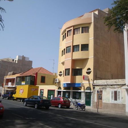 Avenida Dr Baltazar Lopes Da Silva 33A Apartment Миндело Екстериор снимка